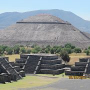 2012 Teotihuacan  Plaza1